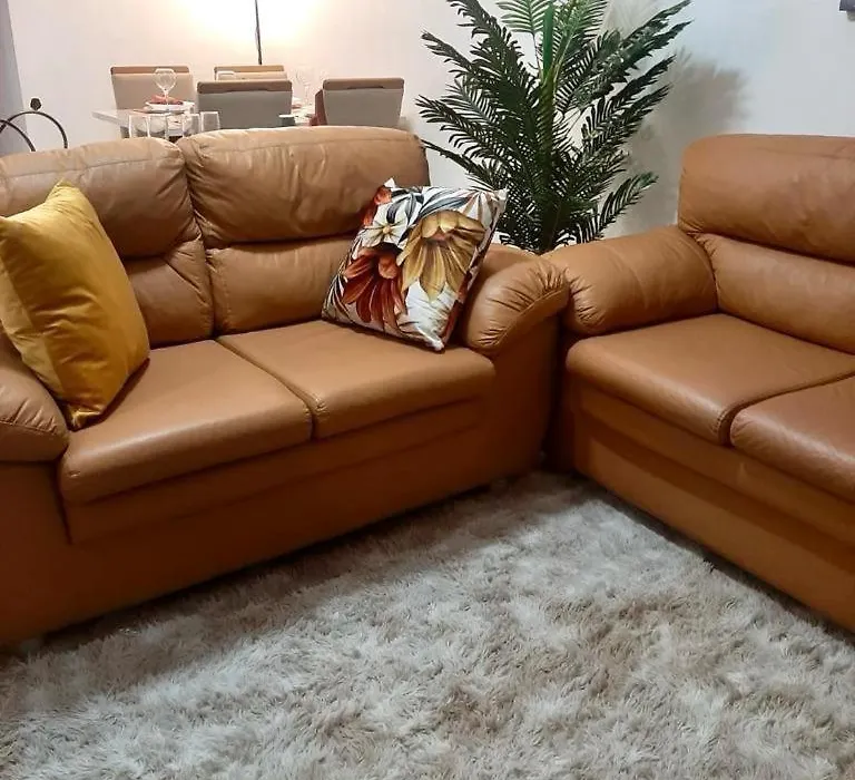 Apto Amplo, confortável, bem localizado, Astúrias-1