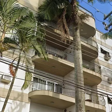 Apto Amplo, confortável, bem localizado, Astúrias-3